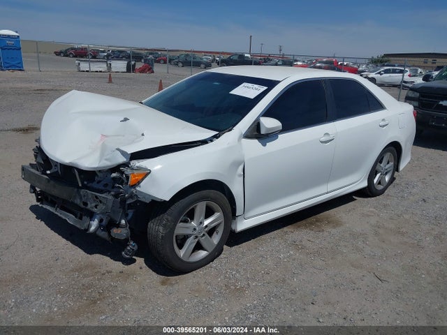 Toyota CAMRY SE 2014 4T1BF1FK1EU469860 Image 2