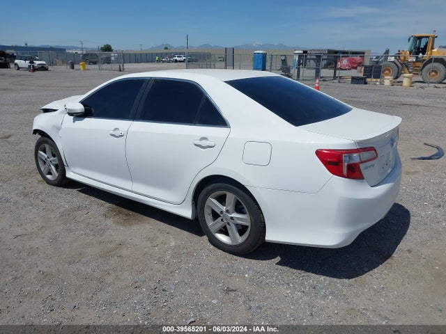Toyota CAMRY SE 2014 4T1BF1FK1EU469860 Image 3
