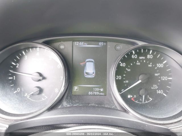 JN1BJ1CRXJW264673 Nissan Rogue Sport S