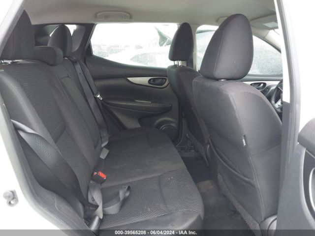 JN1BJ1CRXJW264673 Nissan Rogue Sport S