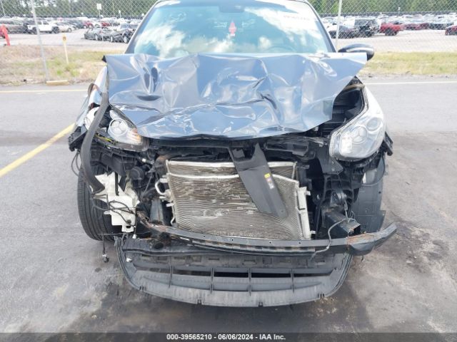 KNDPNCAC0J7372828 KIA Sportage Ex