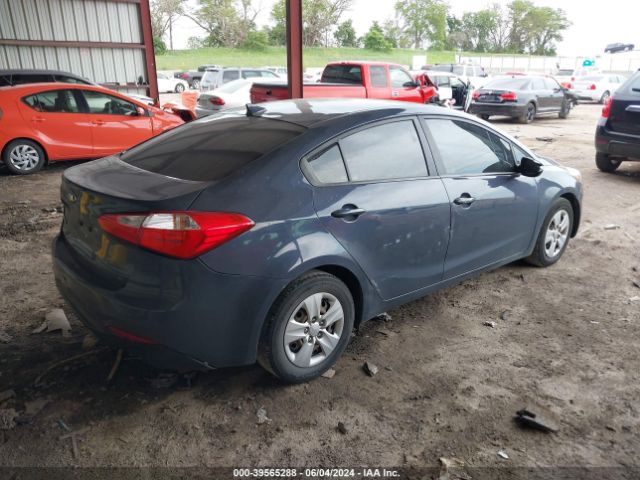 KNAFX4A6XF5378724 KIA FORTE LX