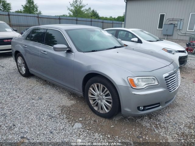 39565320 :رقم المزاد ، 2C3CCARG8EH160449 vin ، 2014 Chrysler 300 مزاد بيع