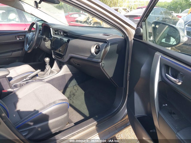 Toyota COROLLA SE 2017 2T1BURHE1HC749912 Image 5