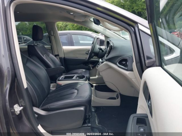 2C4RC1L76PR603807 Chrysler Pacifica Hybrid Touring L