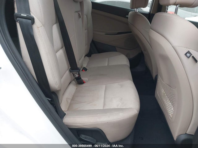 Hyundai TUCSON SE 2017 KM8J33A47HU580636 Image 8