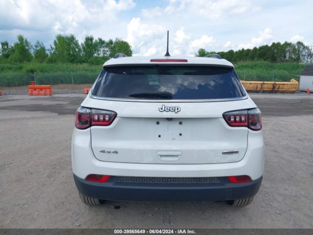 3C4NJDBB4NT124999 Jeep Compass Latitude 4x4