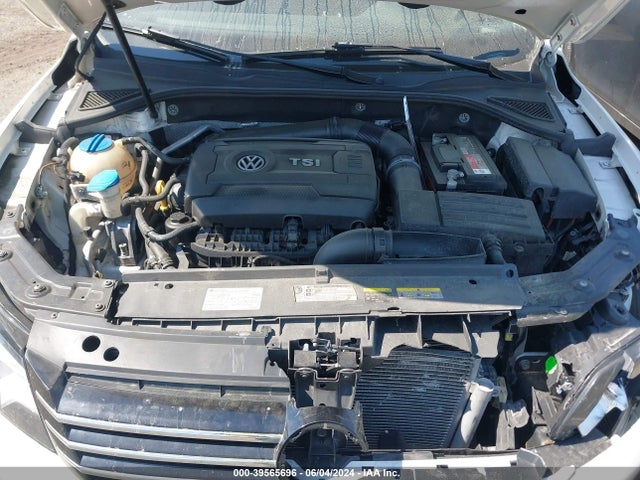 1VWBT7A39FC072384 Volkswagen Passat 1.8t Se