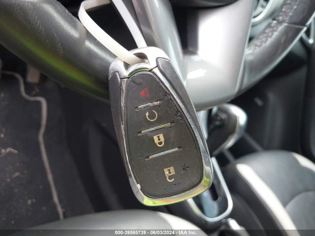 Chevrolet Trax Premier 2018 KL7CJMSB2JB723075 Image 11