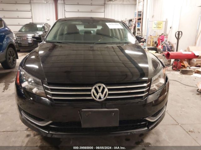 1VWAT7A30FC022016 Volkswagen Passat 1.8t Wolfsburg Edition