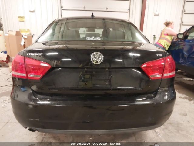 1VWAT7A30FC022016 Volkswagen Passat 1.8t Wolfsburg Edition