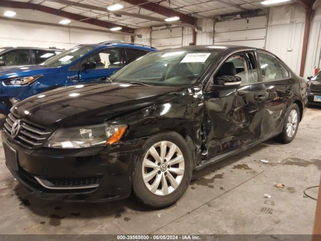1VWAT7A30FC022016 Volkswagen Passat 1.8t Wolfsburg Edition