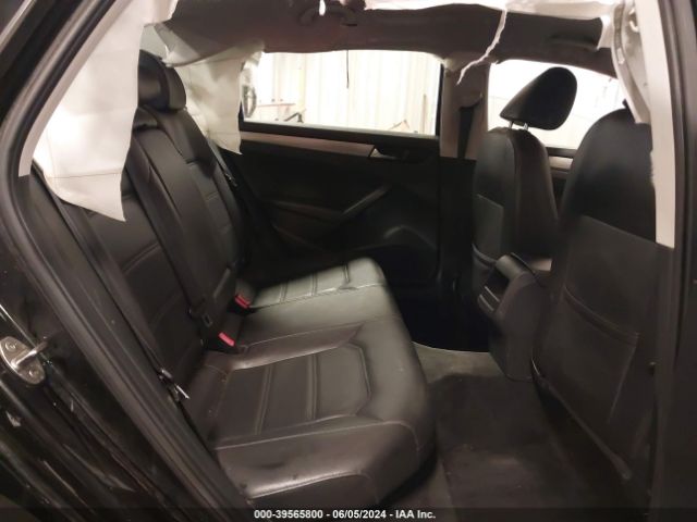 1VWAT7A30FC022016 Volkswagen Passat 1.8t Wolfsburg Edition
