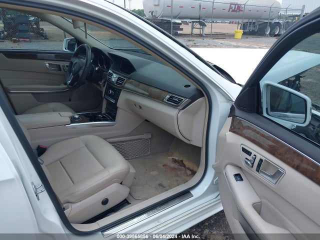 Mercedes-Benz E 350 2014 WDDHF5KB7EA814697 Image 5