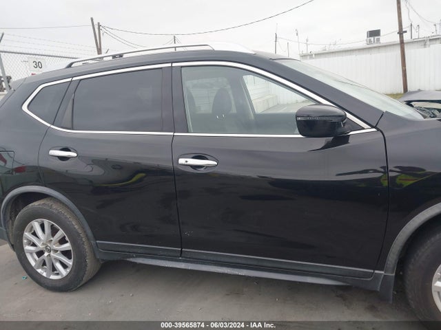 Nissan ROGUE SV 2018 JN8AT2MT7JW459881 Image 13