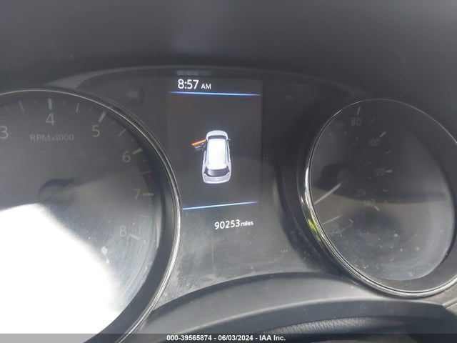 Nissan ROGUE SV 2018 JN8AT2MT7JW459881 Image 15