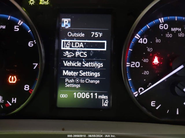 Toyota RAV4 LE 2018 2T3BFREV0JW740693 Image 7