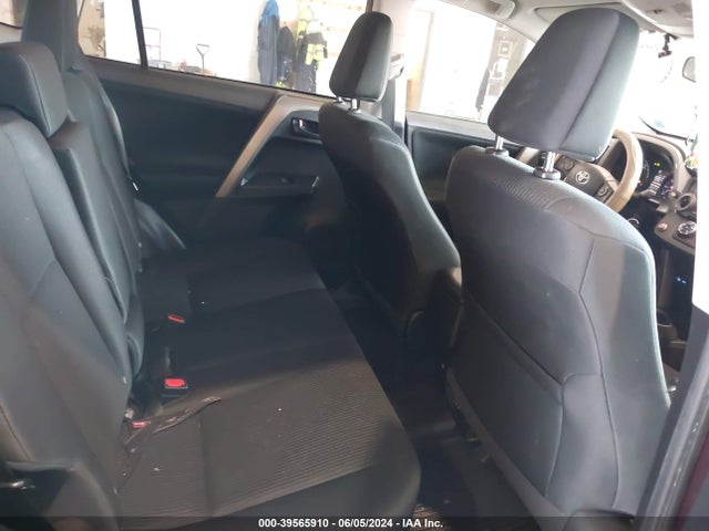 Toyota RAV4 LE 2018 2T3BFREV0JW740693 Image 8