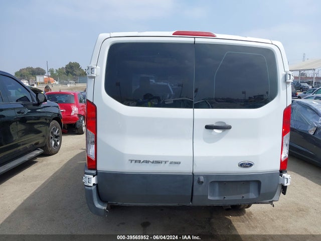 Ford Transit-250 2016 1FTYR1ZM2GKA64348 Image 17