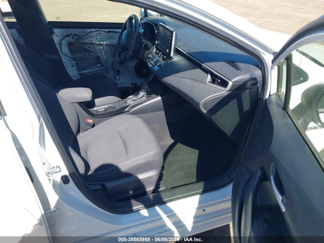 JTDEBRBE6LJ009569 Toyota Corolla Hybrid Le