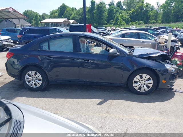Chevrolet Cruze Ls Auto 2015 1G1PA5SG3F7227856 Image 14