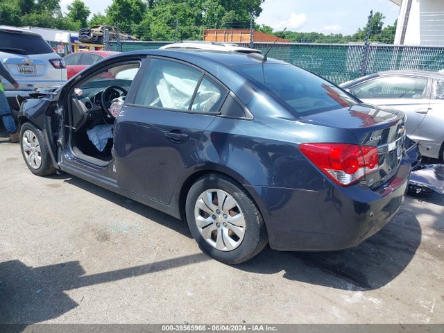 Chevrolet Cruze Ls Auto 2015 1G1PA5SG3F7227856 Image 3