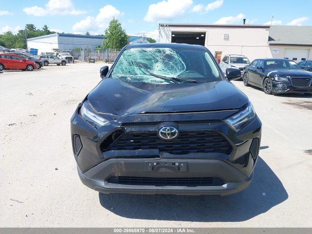 Toyota RAV4 LE 2024 2T3F1RFV3RC408212 Image 6