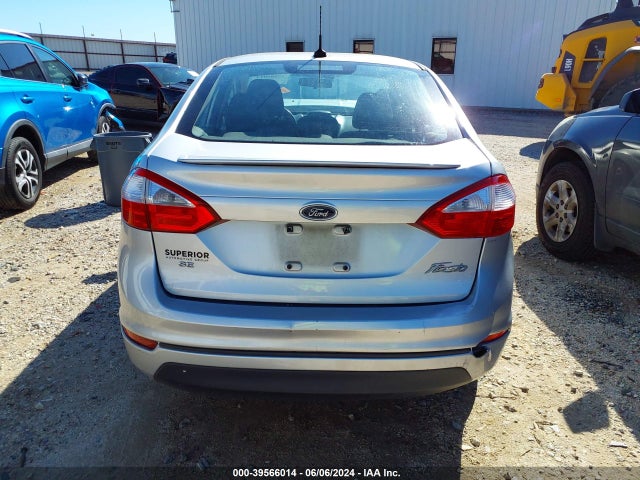 Ford FIESTA SE 2015 3FADP4BJ3FM220805 Image 17