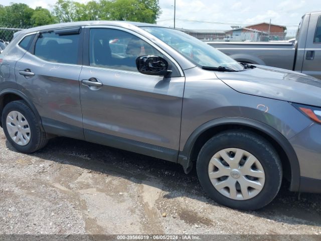 JN1BJ1CVXLW259568 Nissan Rogue Sport S Fwd Xtronic Cvt