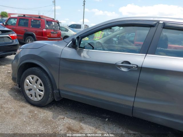 JN1BJ1CVXLW259568 Nissan Rogue Sport S Fwd Xtronic Cvt