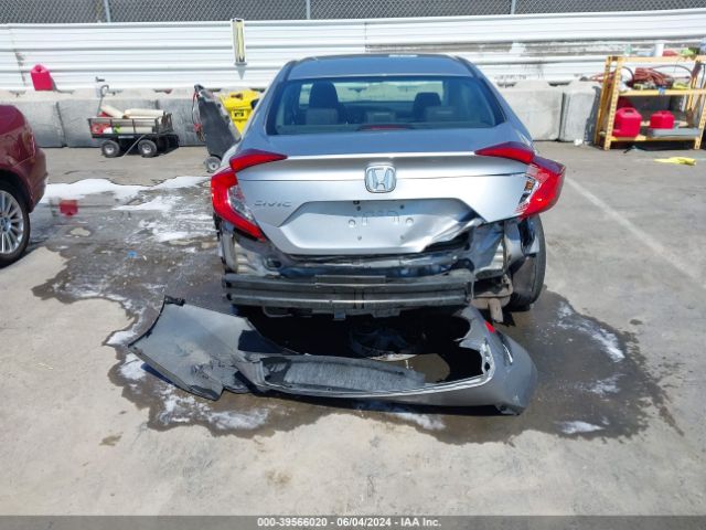 2HGFC2F56JH572947 Honda Civic Lx