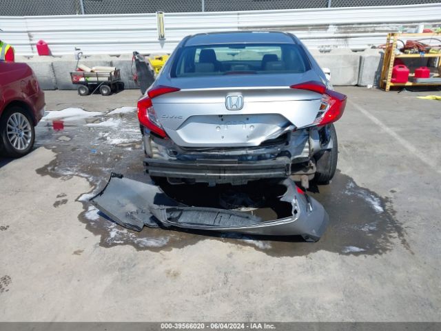 2HGFC2F56JH572947 Honda Civic Lx