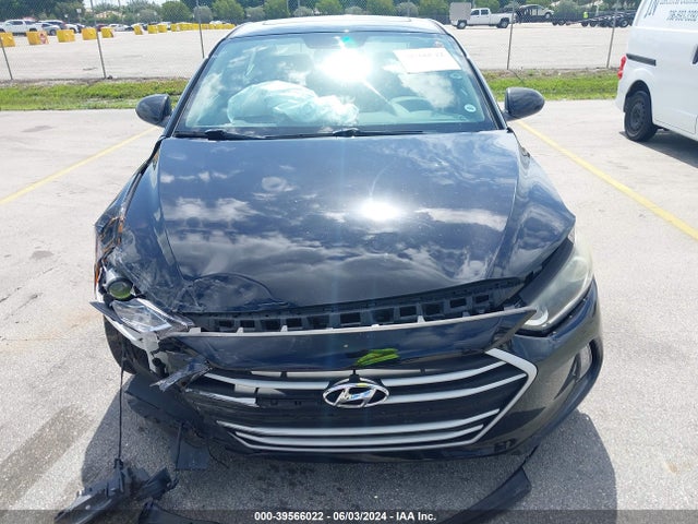 Hyundai Elantra Value Edition 2018 KMHD84LF8JU611577 Image 12