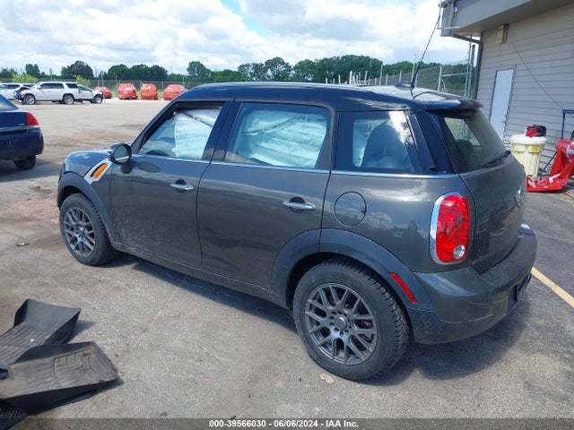 2013 MINI COUNTRYMAN WMWZB3C54DWM31077 Photo 2