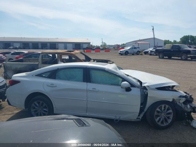 4T1AZ1FB6NU077928 Toyota AVALON XLE