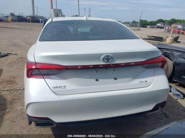 4T1AZ1FB6NU077928 Toyota AVALON XLE