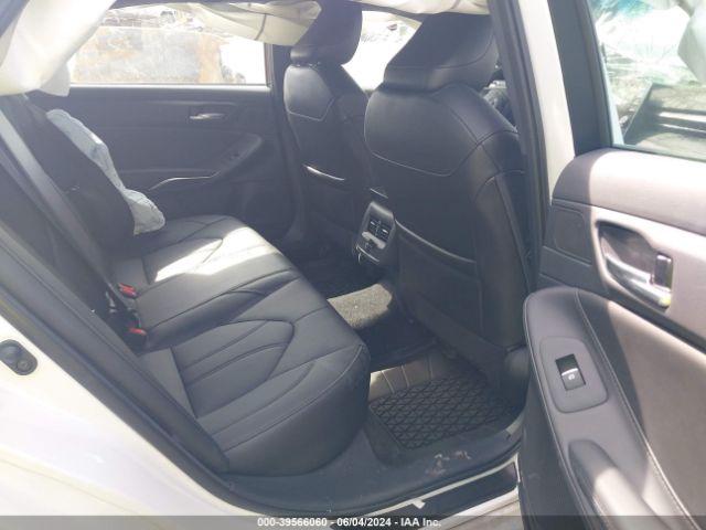 4T1AZ1FB6NU077928 Toyota AVALON XLE