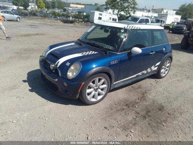 2004 MINI COOPER S WMWRE334X4TD76895 Photo 1
