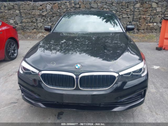 WBAJA7C5XJWA73103 BMW 530i Xdrive