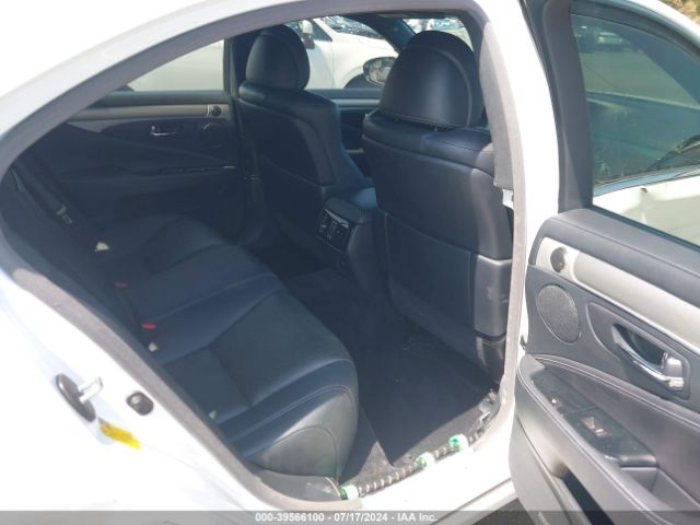 JTHCL5EF7E5022570 Lexus LS 460