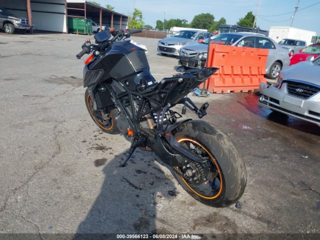 2018 KTM 1290 VBKV39402JM981081 Photo 2
