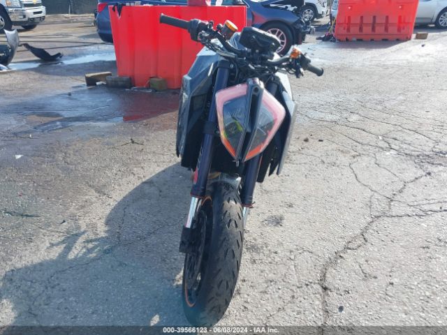 2018 KTM 1290 VBKV39402JM981081 Photo 4