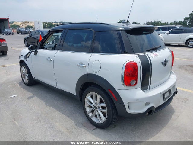 2012 MINI COOPER S COUNTRYMAN WMWZC3C52CWP20311 Photo 2