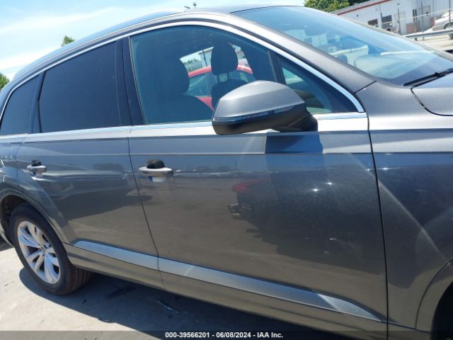 WA1AHAF78JD033260 Audi Q7 2.0t Premium