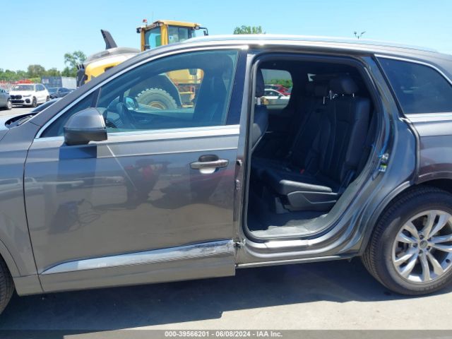WA1AHAF78JD033260 Audi Q7 2.0t Premium