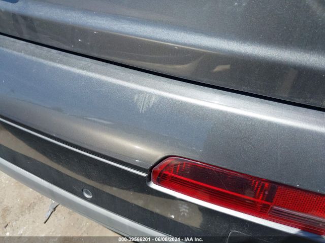 WA1AHAF78JD033260 Audi Q7 2.0t Premium