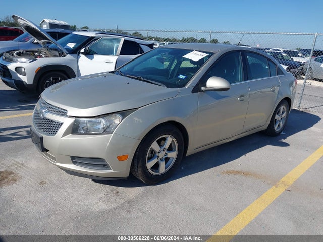 Chevrolet Cruze 1lt Auto 2014 1G1PC5SB0E7279331 Image 2