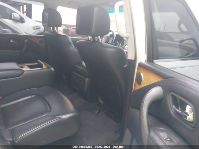 JN8AZ2NF5E9556198 Infiniti QX80