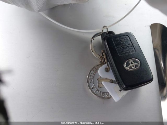 JTDKN3DU6F1975095 Toyota Prius Two