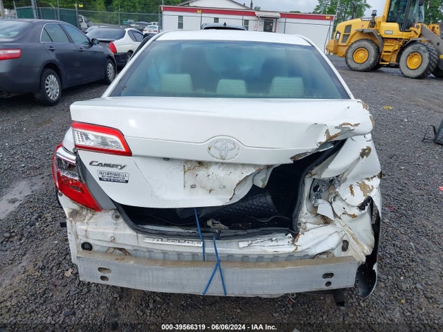 Toyota CAMRY LE 2014 4T4BF1FK5ER424930 Image 17